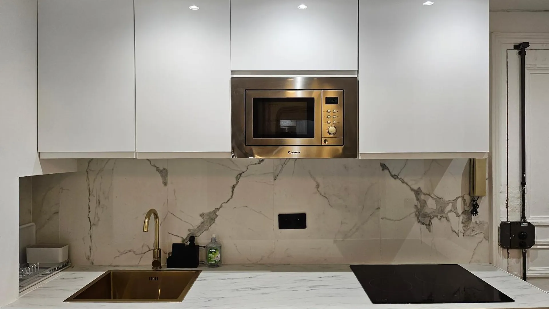 Apartment Highstay Champs Elysees Arc De Triomphe Paris