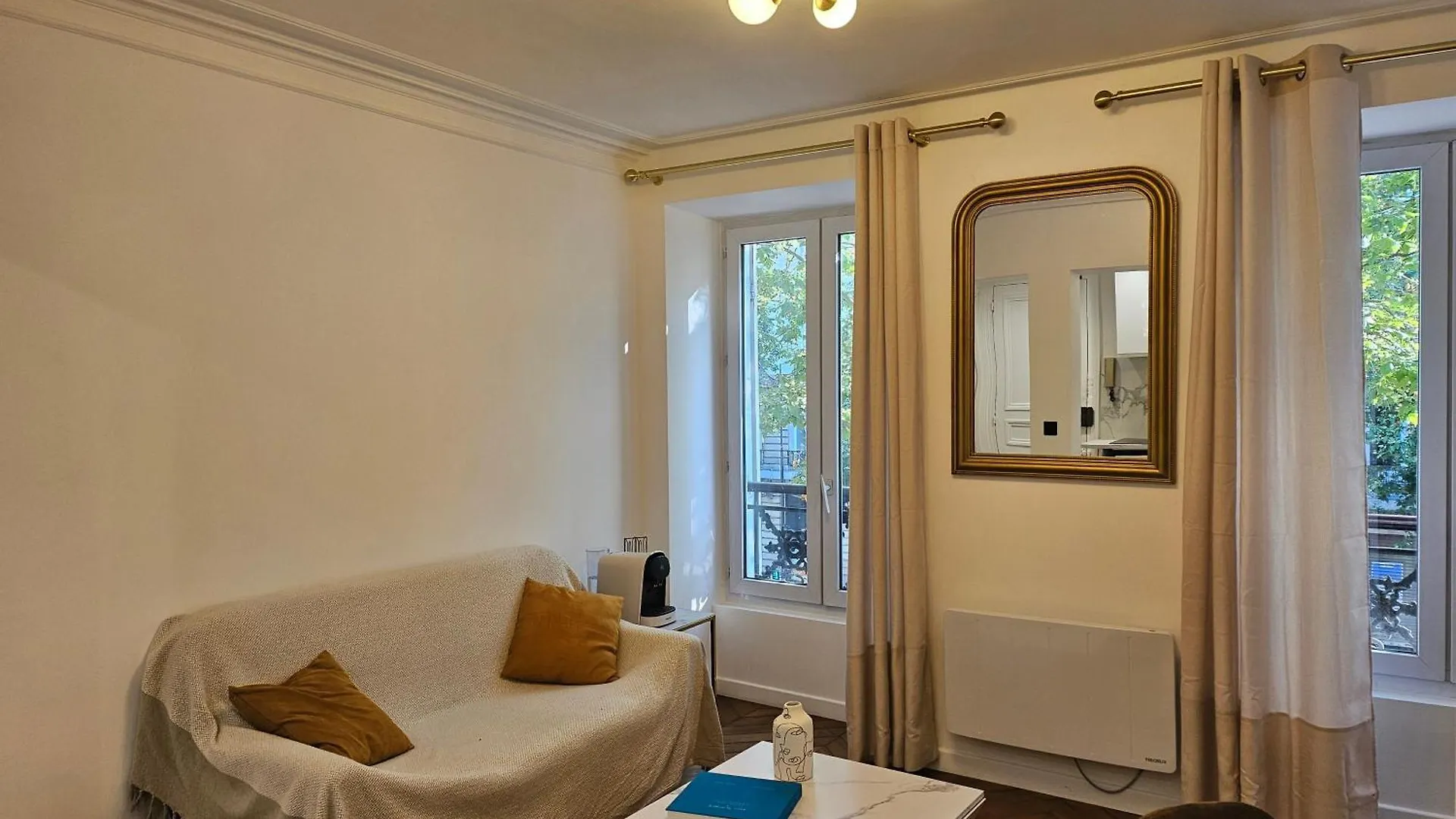 Apartment Highstay Champs Elysees Arc De Triomphe Paris
