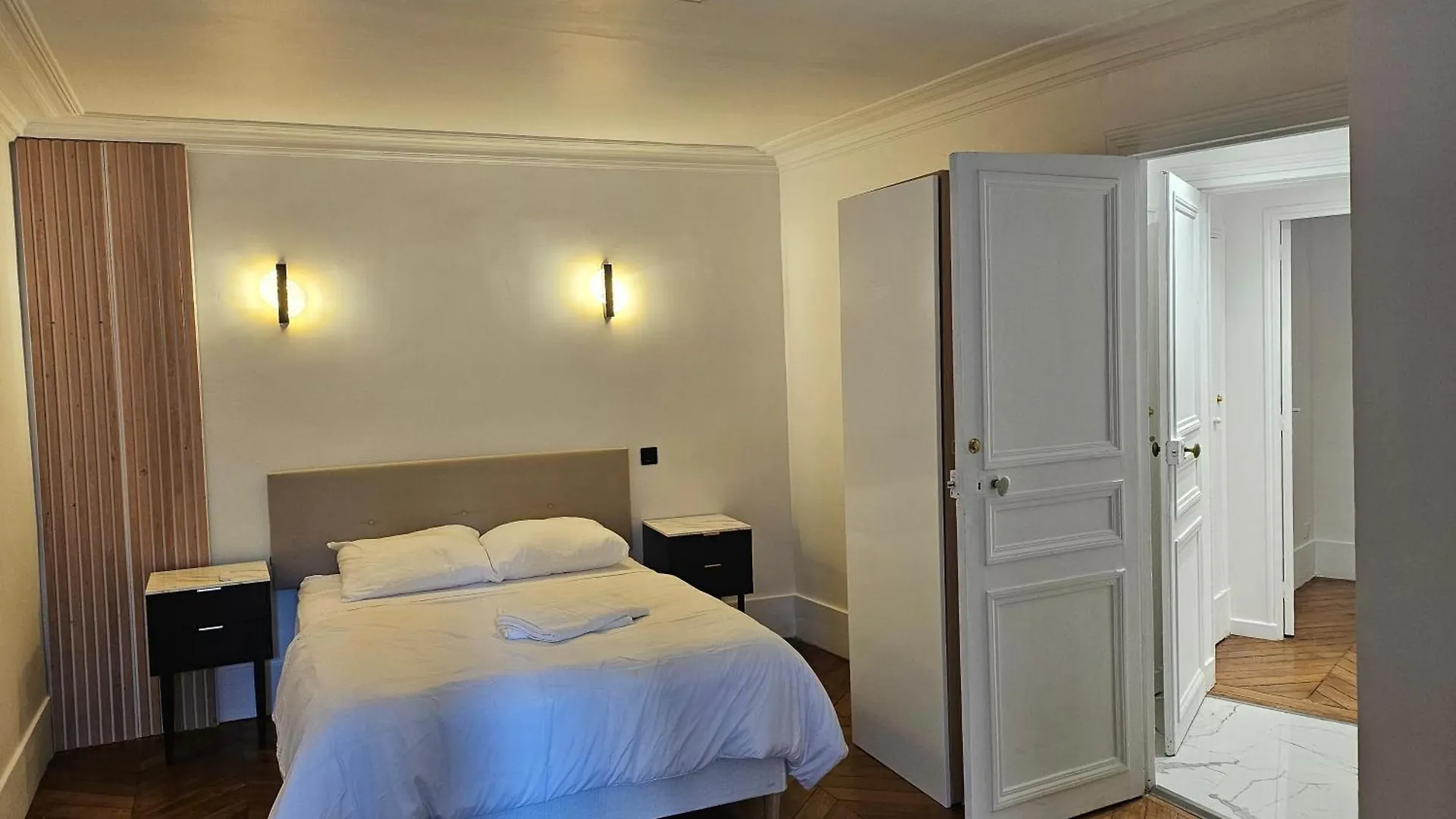 Highstay Champs Elysees Arc De Triomphe Parijs Appartement