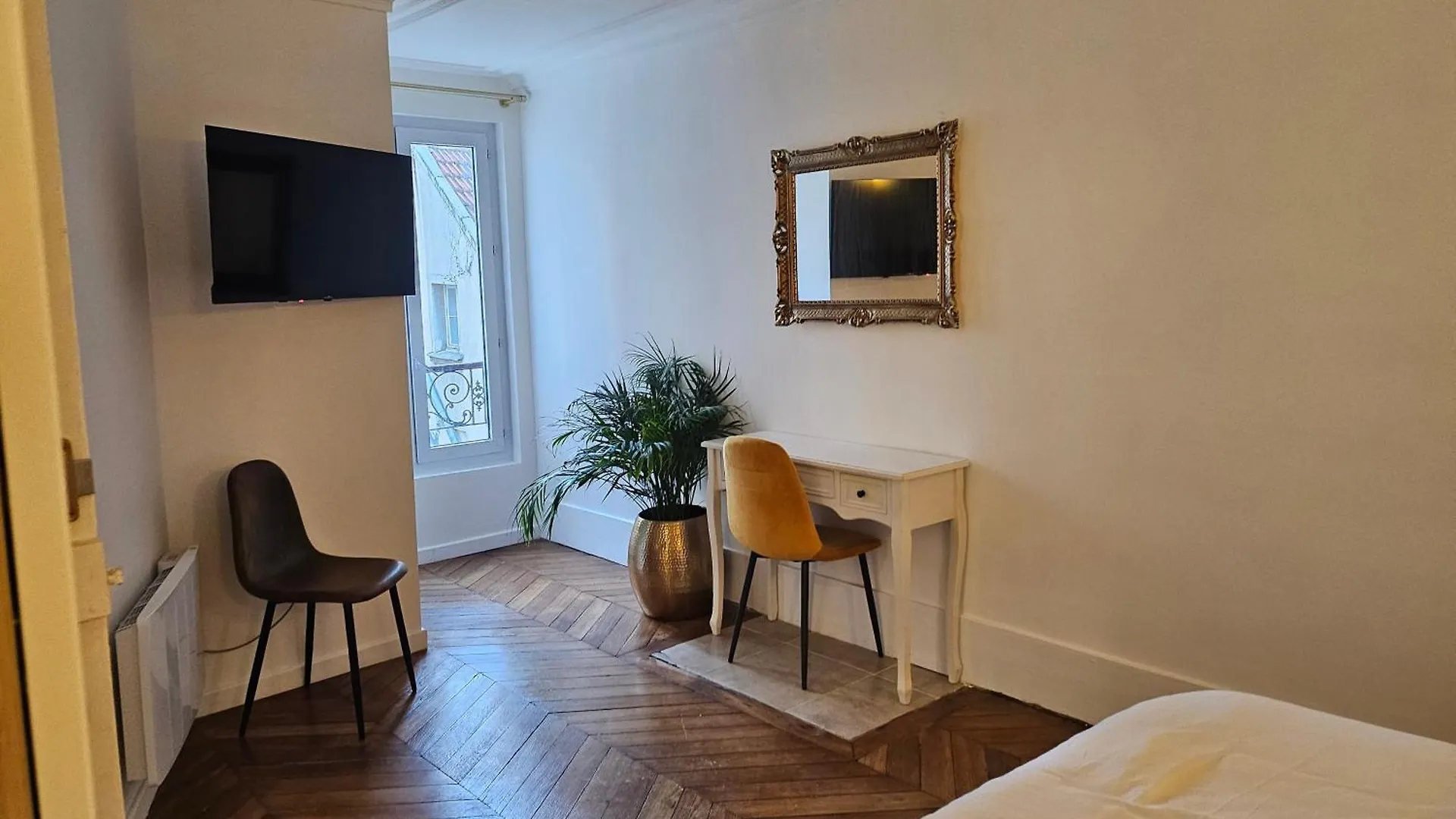 Highstay Champs Elysees Arc De Triomphe Paris Apartment